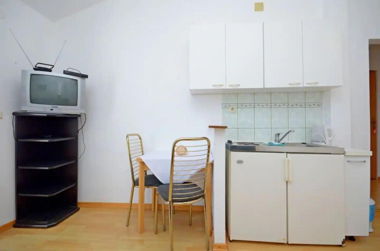Apartments And Rooms Barbara Lastovo Kültér fotó
