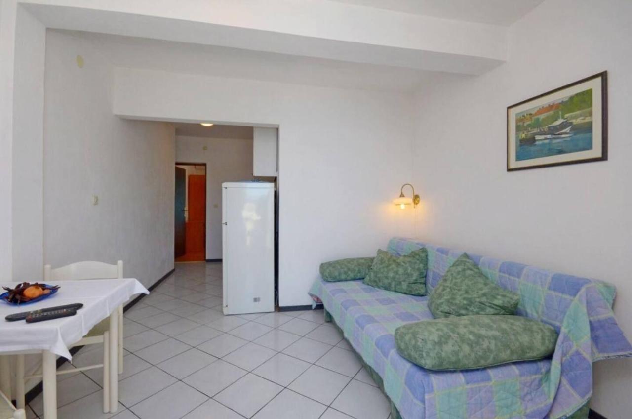 Apartments And Rooms Barbara Lastovo Kültér fotó