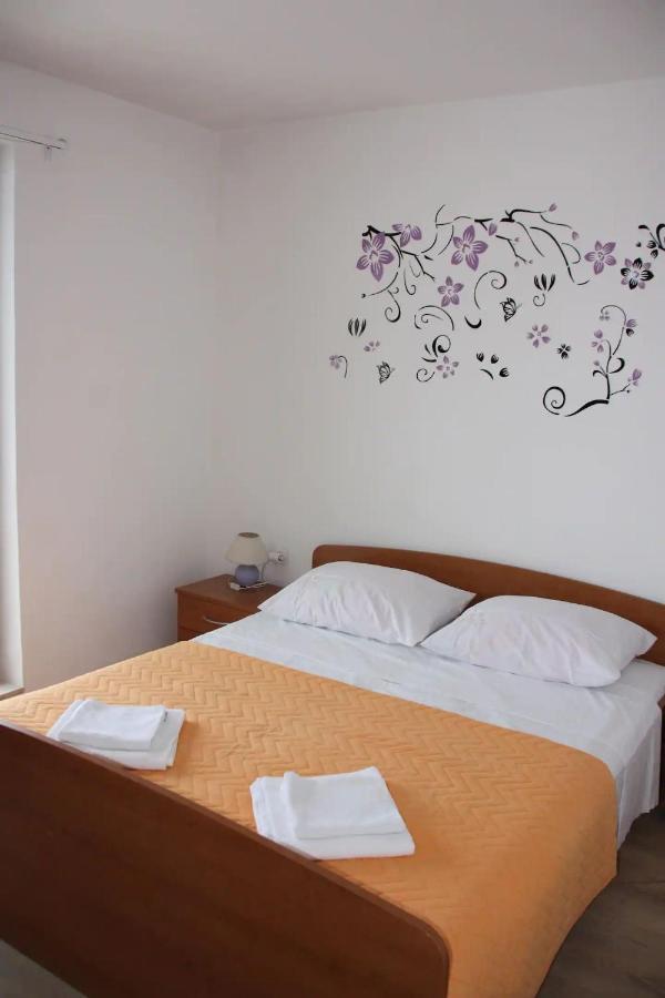 Apartments And Rooms Barbara Lastovo Kültér fotó